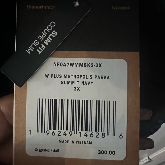 Chic Navy Quilted Puffer Jacket - Picture 4 of 5